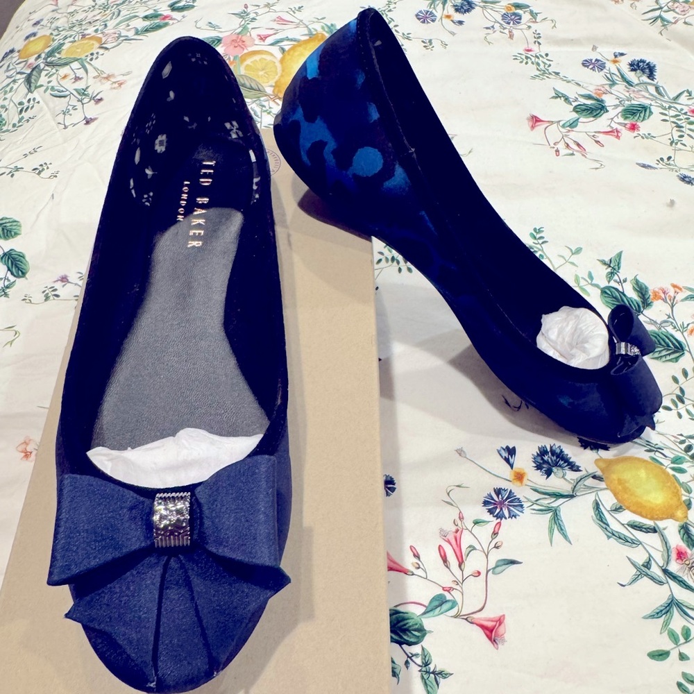 Ted Baker Iconic Ballerina Flats Sz 39 (8)